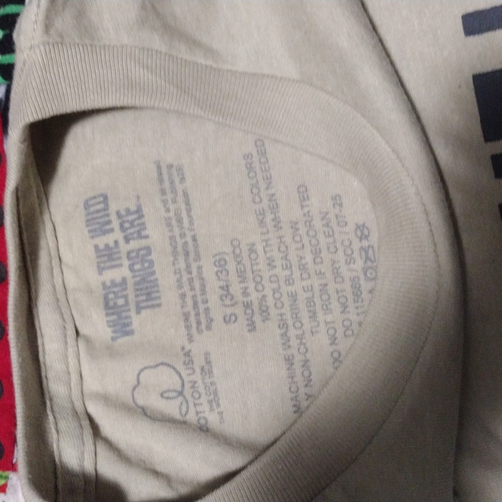 NWT Mens Where the Wild Things Are T-Shirt - Picture 3 of 5
